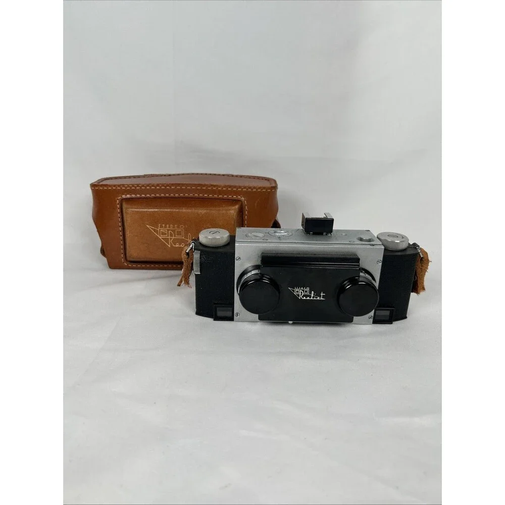 Vtg 50s Stereo Realist f/2.8 35mm 3D Camera  With Original Case Leather Display